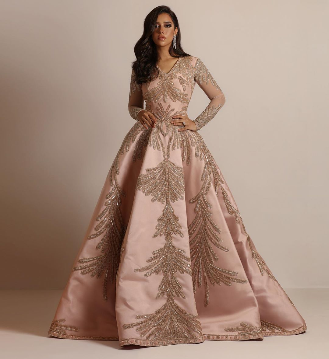 2025 winter new Popular trade women's clothing independent station bronzing big sleeve long dress banquet sexy evening dress