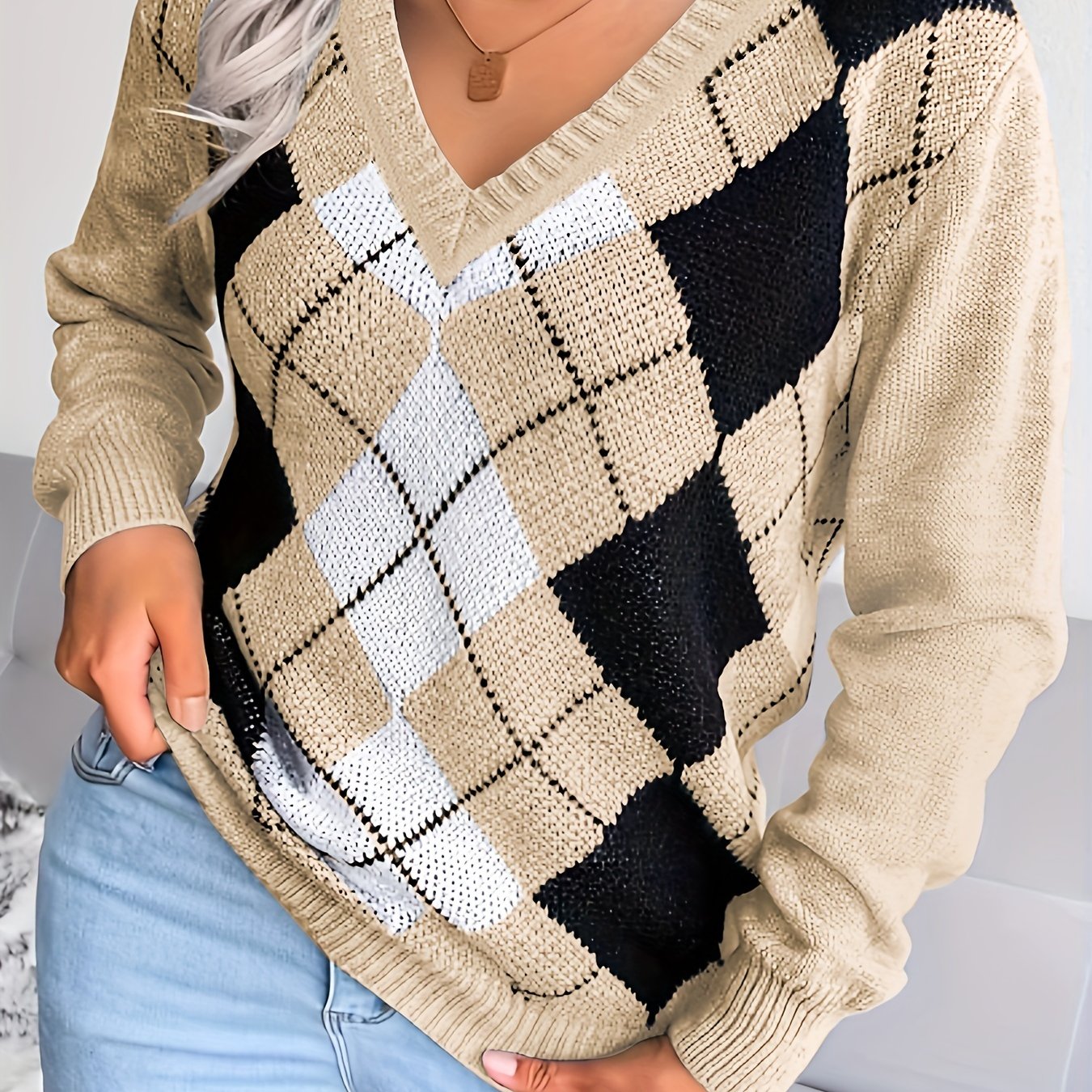 Sixsr Plus Size Casual Sweater, Women's Plus Colorblock Gingham Print V Neck Long Sleeve Slight Stretch Pullover Sweater