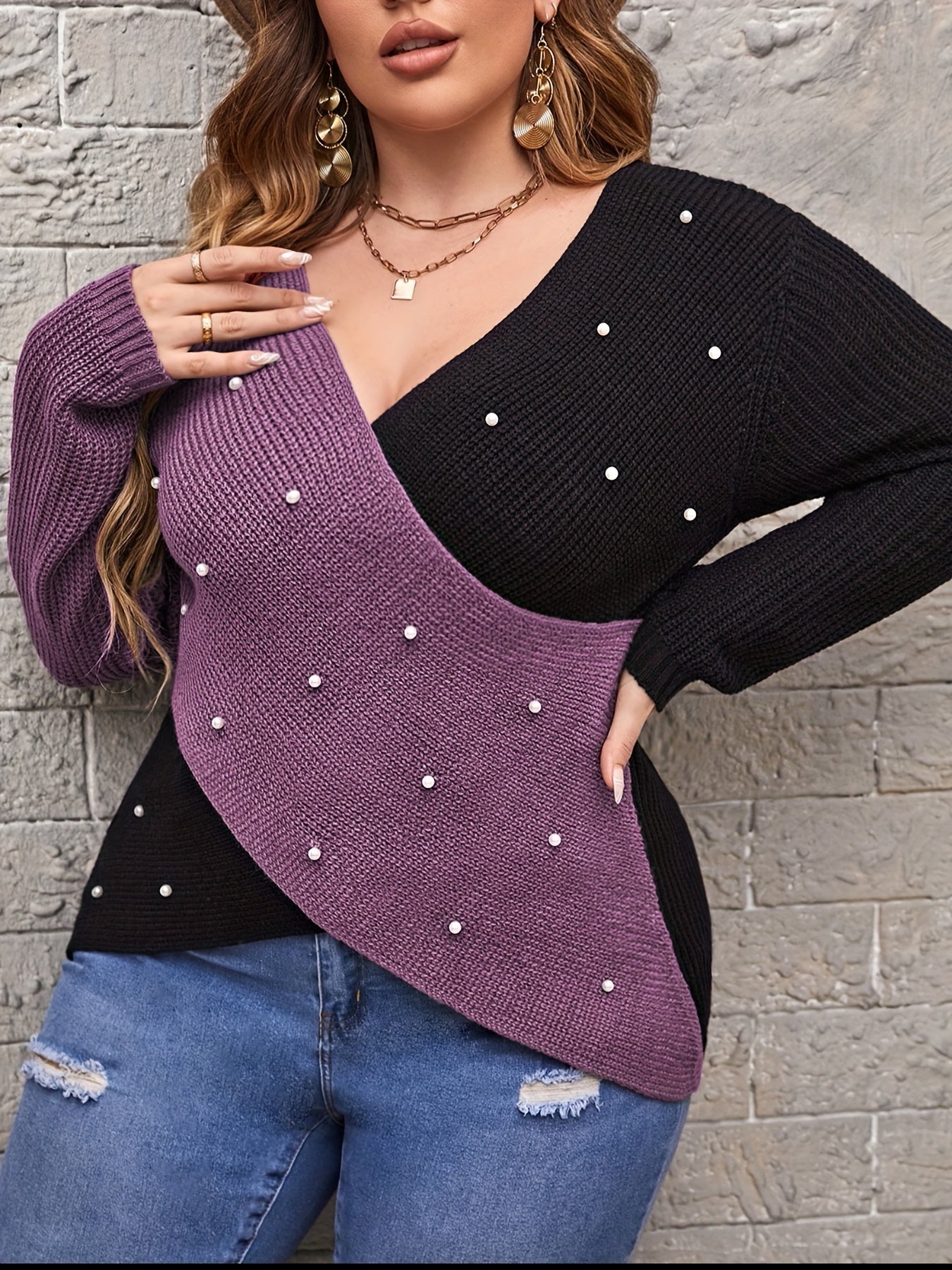 Sixsr Plus Size Casual Sweater, Women's Plus Colorblock Faux Pearl Decor Long Sleeve V Neck Cross Jumper