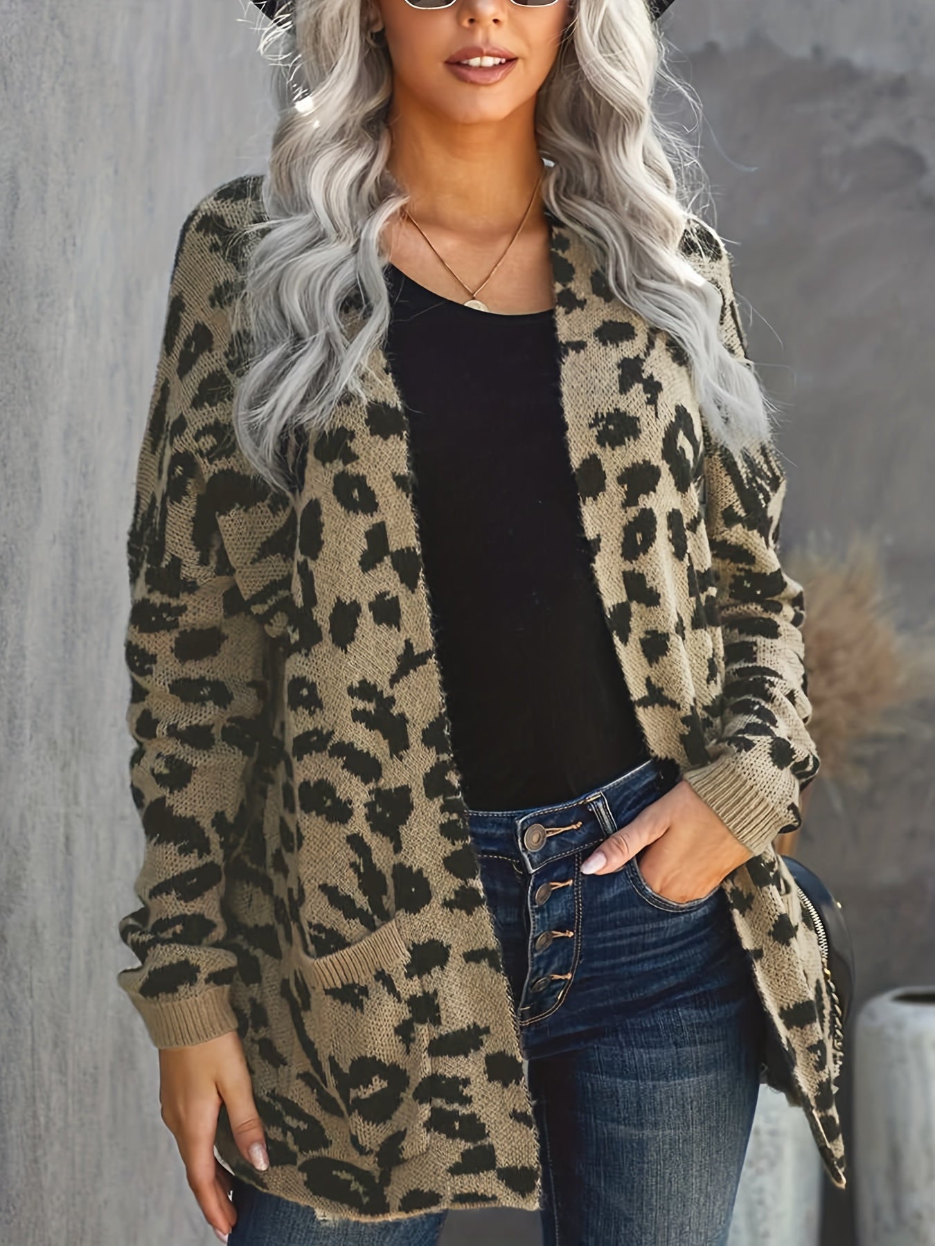 Sixsr Plus Size Casual Cardigan, Women's Plus Leopard Print Long Sleeve Open Front Medium Stretch Sweater Cardigan With Pockets