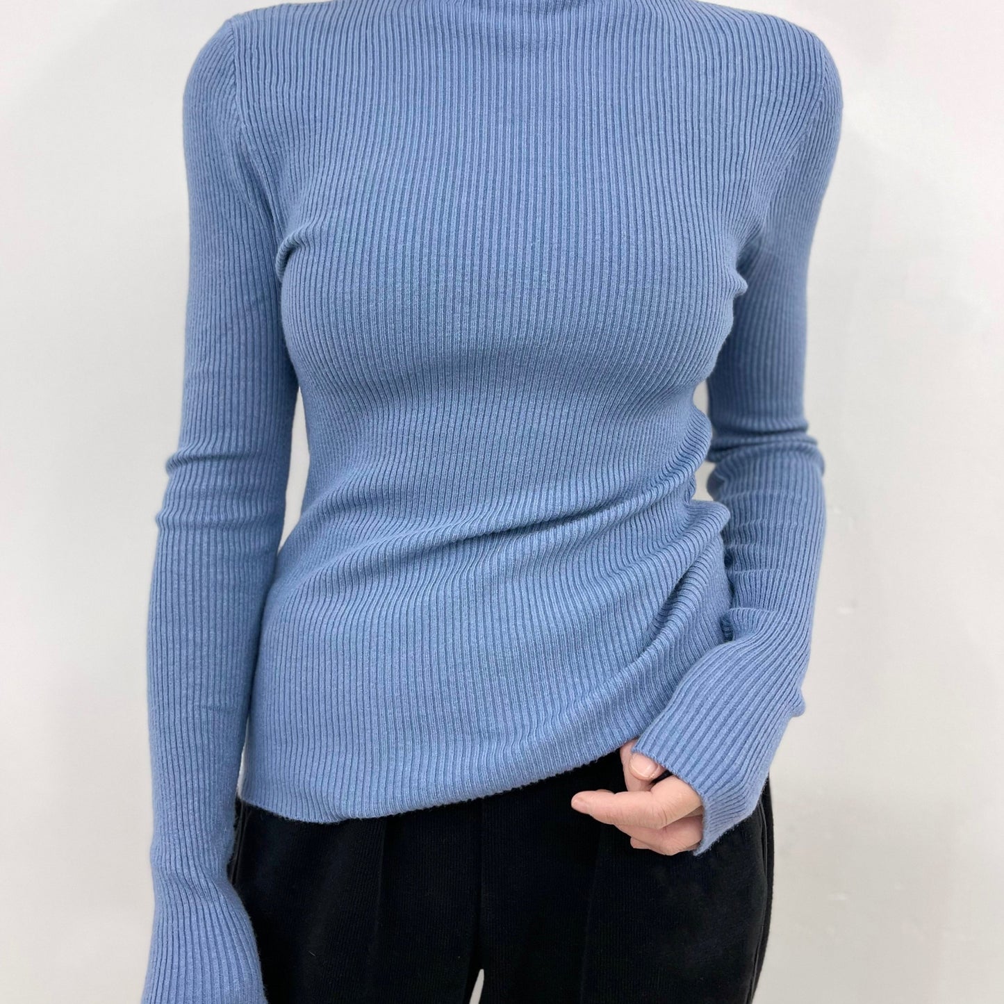 Sixsr Women's Sweater Turtleneck Solid Ribbed Long Sleeve Slim Pullover Knit Tops