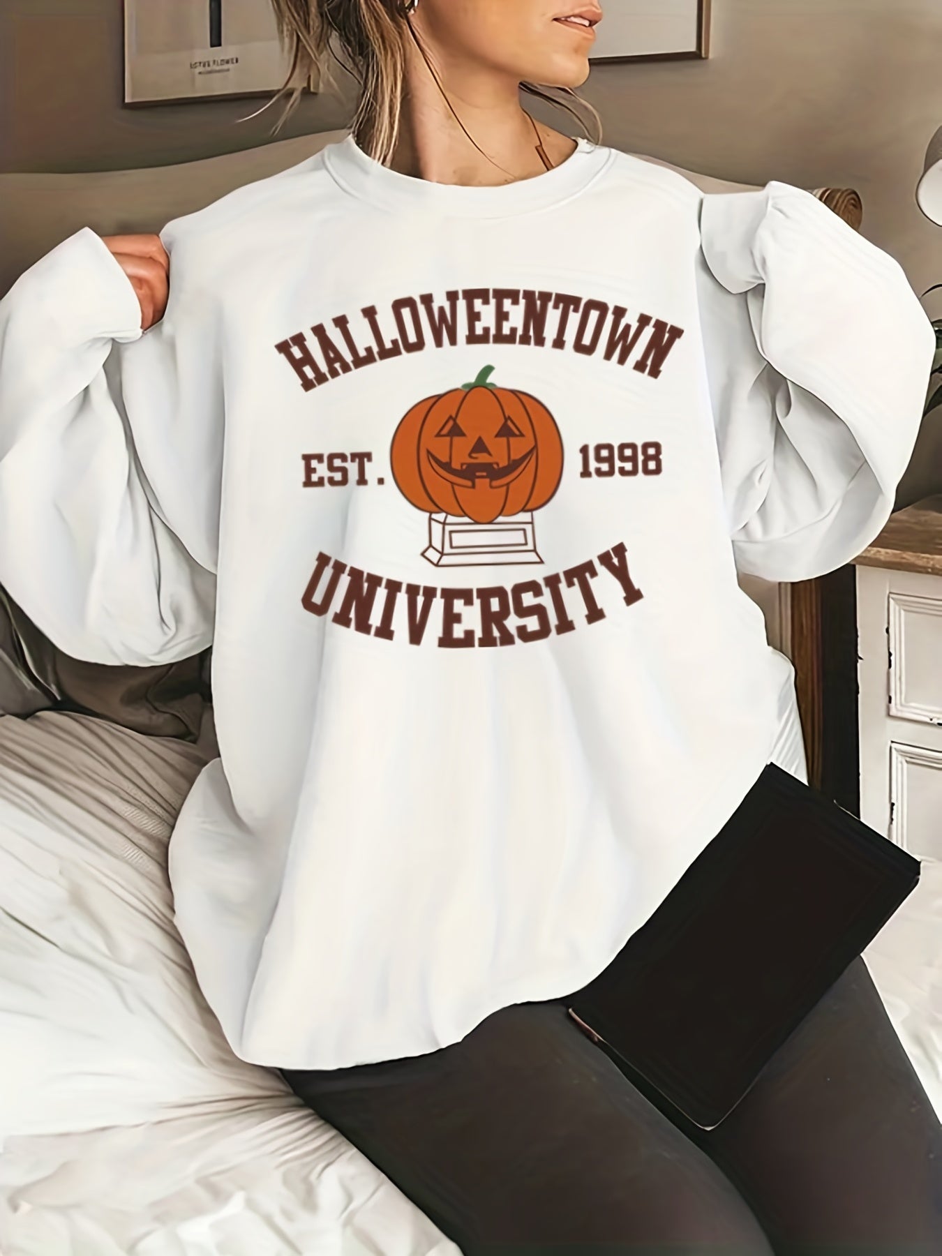 Sixsr Plus Size Halloween Sweatshirt, Women's Plus Cartoon Pumpkin & Letter Print Long Sleeve Round Neck Slight Stretch Sweatshirt
