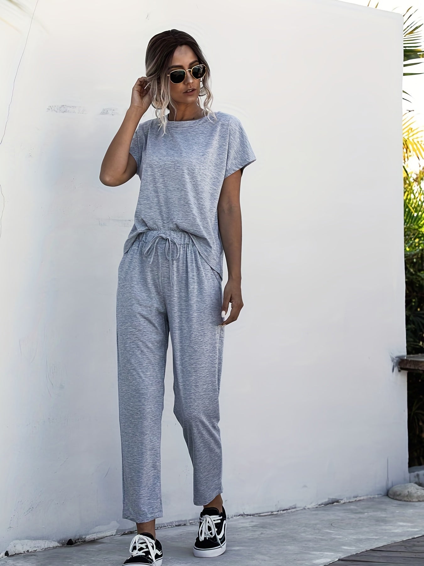 Sixsr Casual Solid Pantsuits Two-piece Set, Short Sleeve Round Neck Tops & Drawstring Cropped Pants Set, Women's Clothing