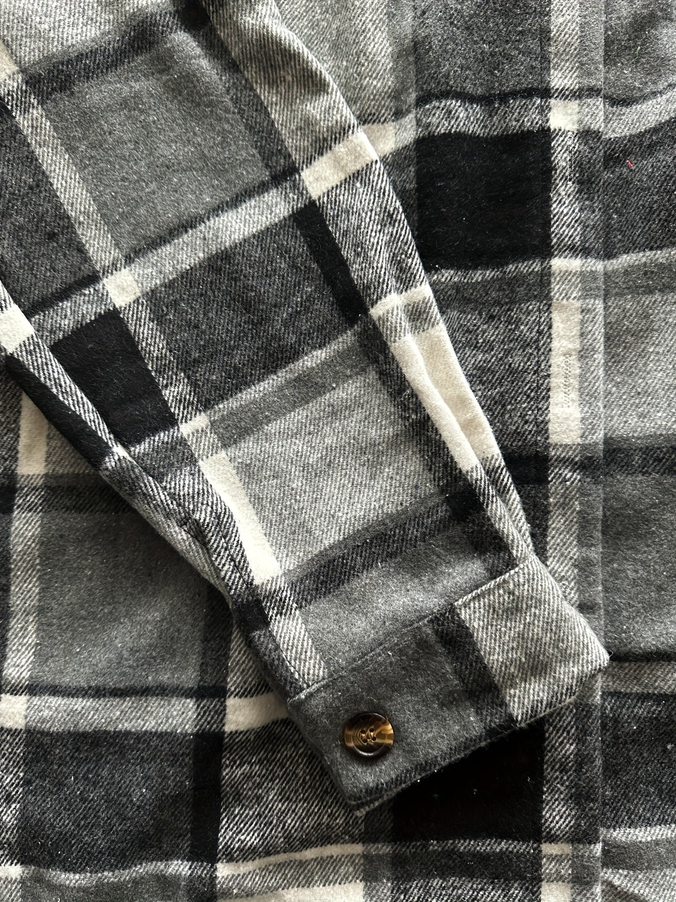 Sixsr Plus Size Casual Coat, Women's Plus Plaid Pattern Long Sleeve Button Up Lapel Collar Shacket