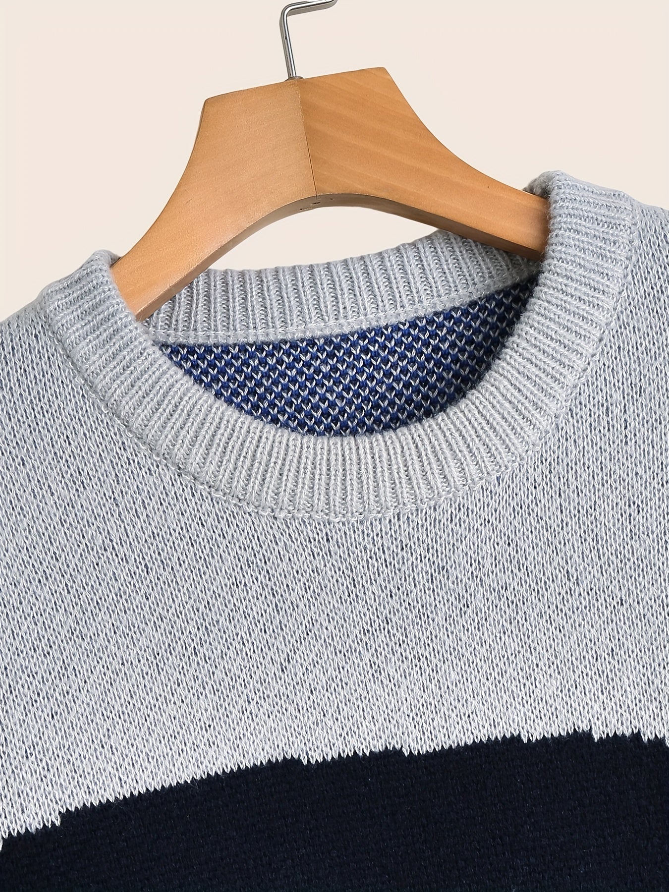 Sixsr Cartoon Whale Print, Loose Fit Warm Sweater, Men's Casual Retro Style Slightly Stretch Crew Neck Pullover Sweater For Fall Winter