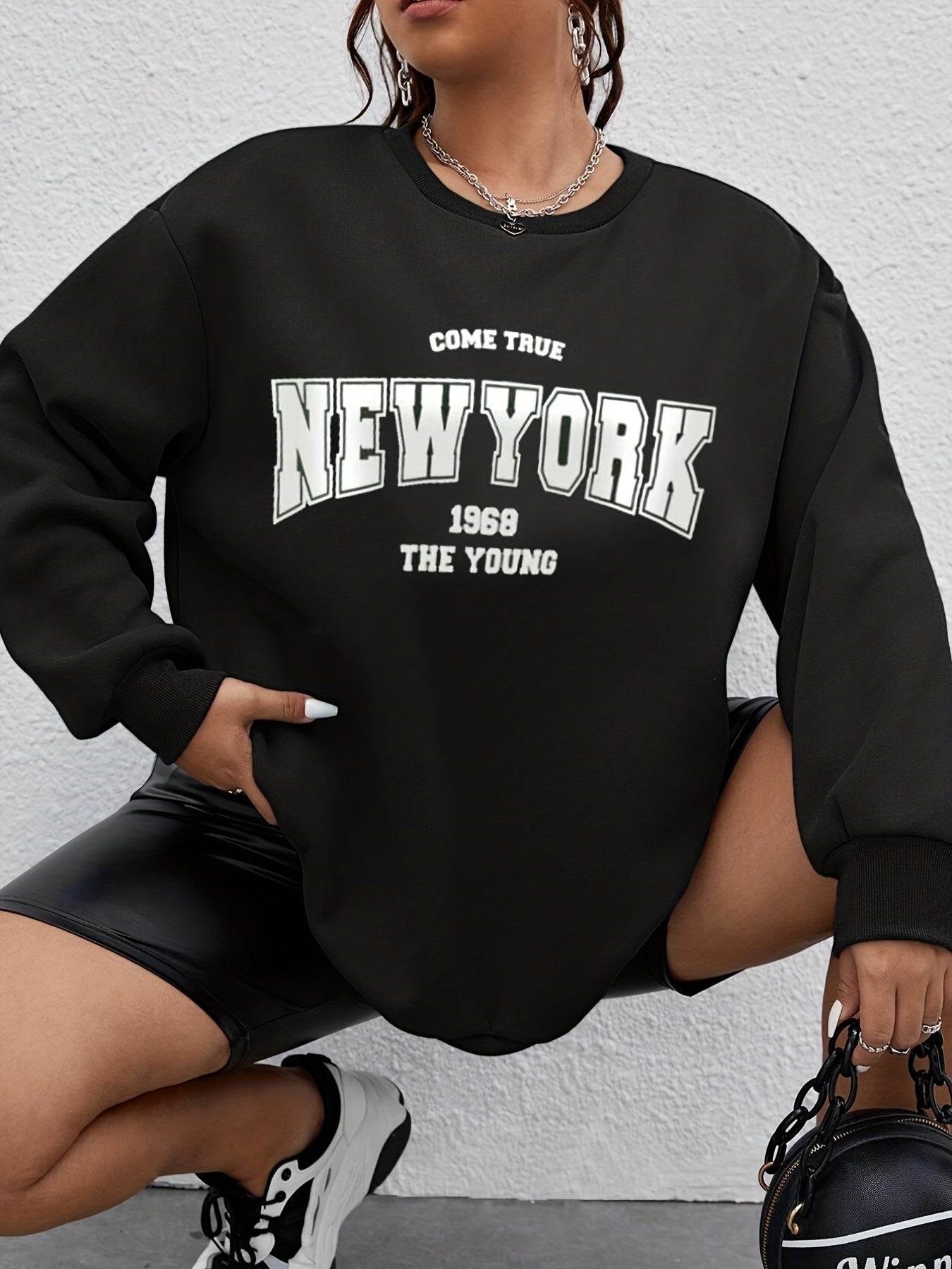 Sixsr Plus Size Casual Sweatshirt, Women's Plus Letter Print Drop Shoulder Long Sleeve Round Neck Sweatshirt
