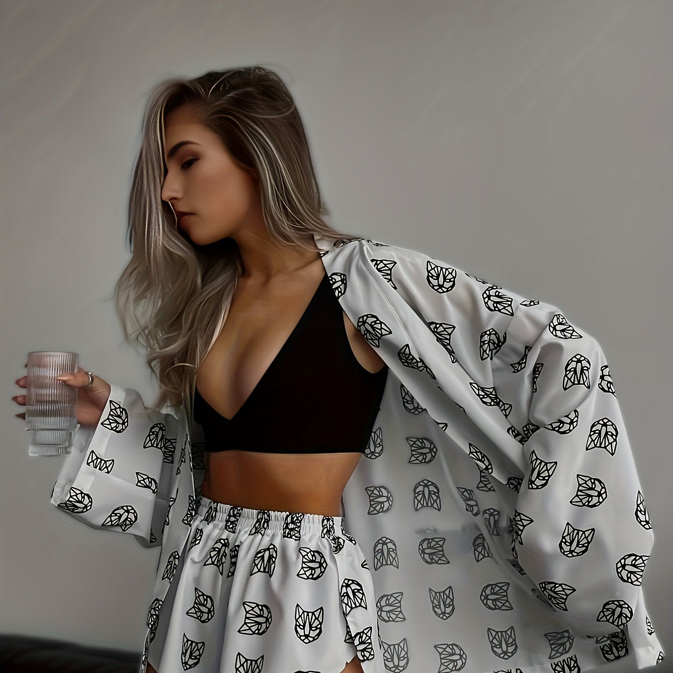 Sixsr Graphic Print Casual Two-piece Set, Open Front Long Sleeve Tops & Elastic Waist Shorts Outfits, Women's Clothing