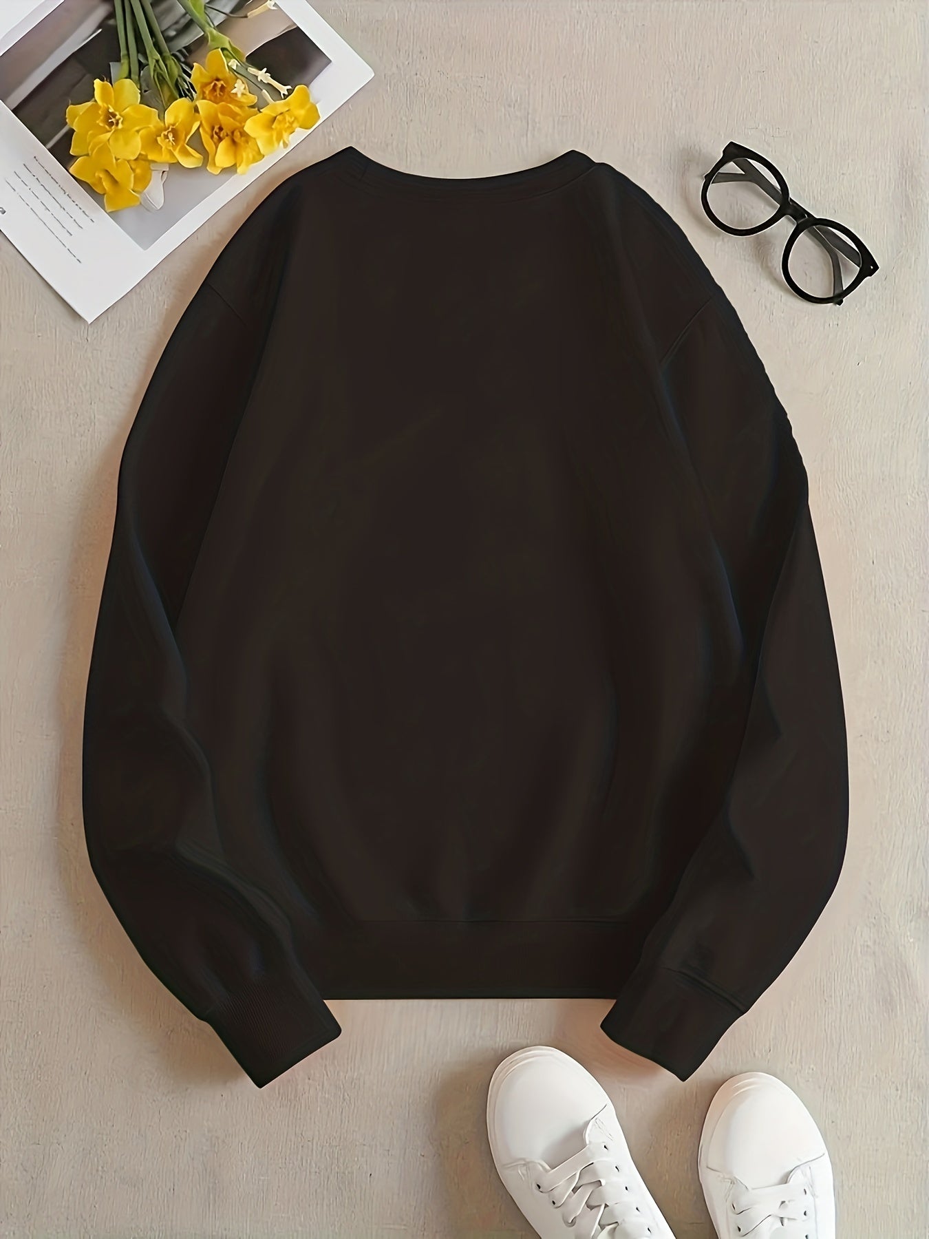 Sixsr Plus Size Halloween Casual Sweatshirt, Women's Plus Skull & Slogan Print Long Sleeve Round Neck Slight Stretch Sweatshirt