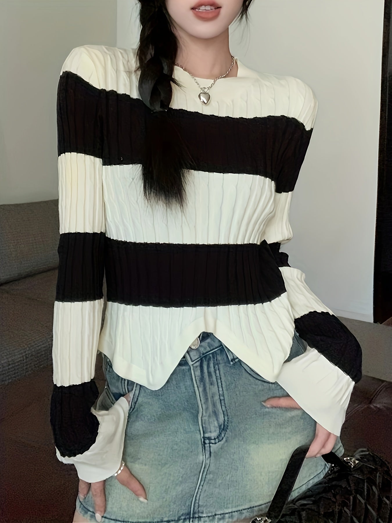 Sixsr Striped Print Crew Neck Sweater, Casual Long Sleeve Split Hem Sweater For Fall & Winter, Women's Clothing