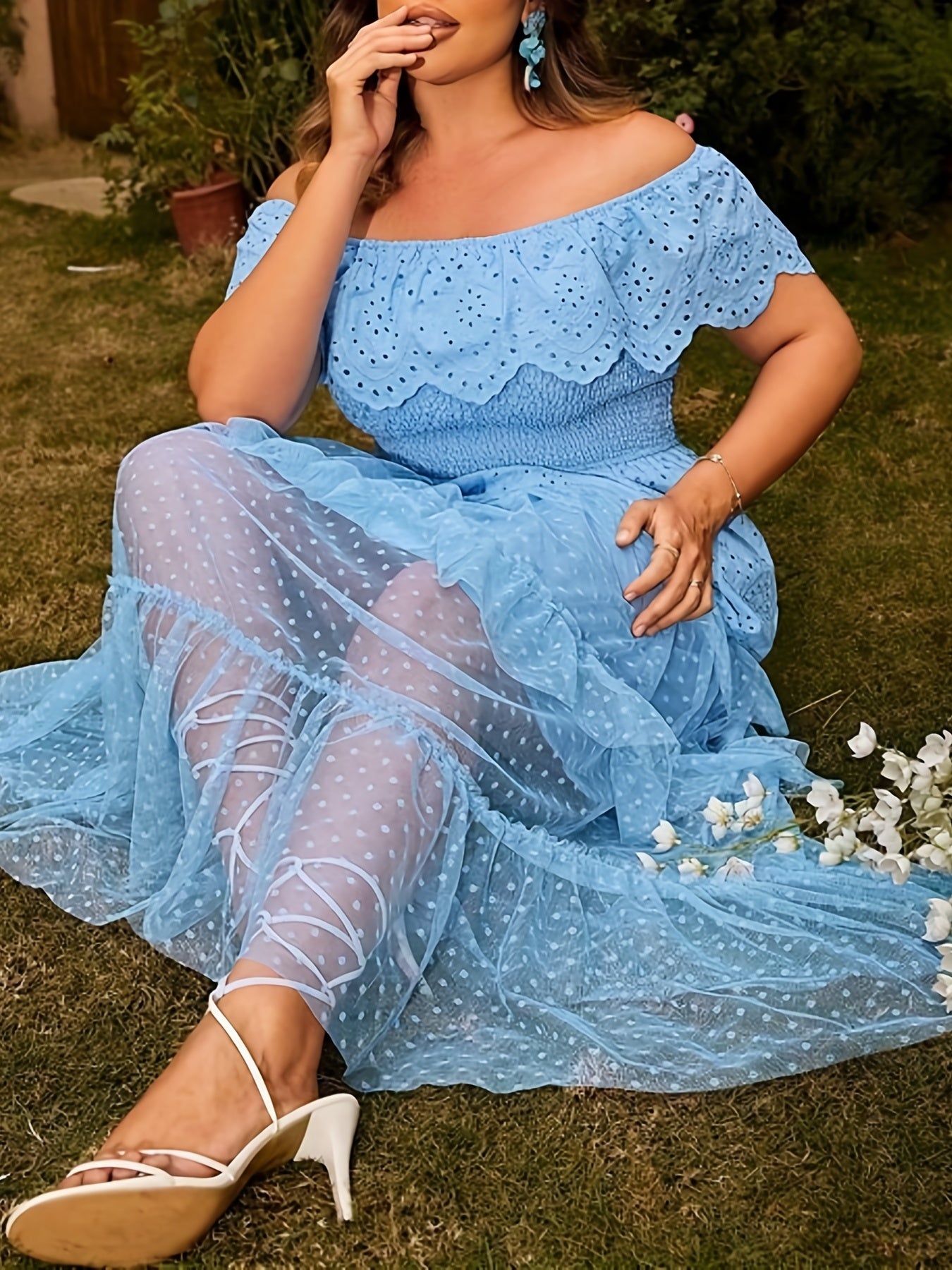 Sixsr Plus Size Elegant Bridesmaid Dress, Women's Plus Solid Eyelet Embroidered Shirred Detail Off Shoulder Layered Ruffle Trim Maxi Formal Evening Dress