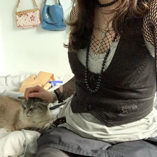 Sixsr  y2k Button Corset Top Black Sleeveless Tank Tops Skinny V Neck Aesthetic Punk Crop Top Grunge Fairycore Women Vests