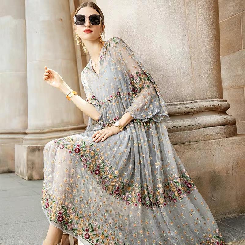 sixsr Trends high quality New Summer Brand Fashion Women High-end Luxury Vintage Sexy Slim Elegant Bead Embroidered Stitch Strap Lace Dress Y16
