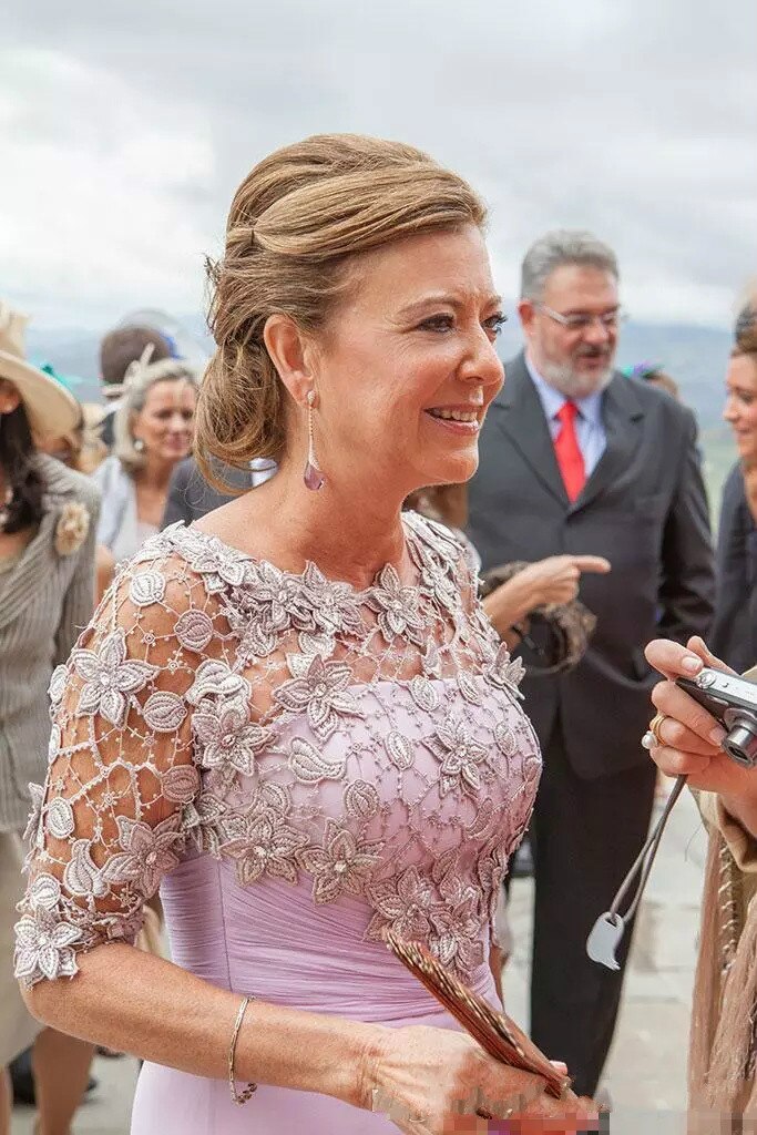 sixsr Elegant Lavender Chiffon Mother of the Bride Dresses For Weddings Lace Appliqued Half Sleeve Mothers Of The Groom Formal Evening