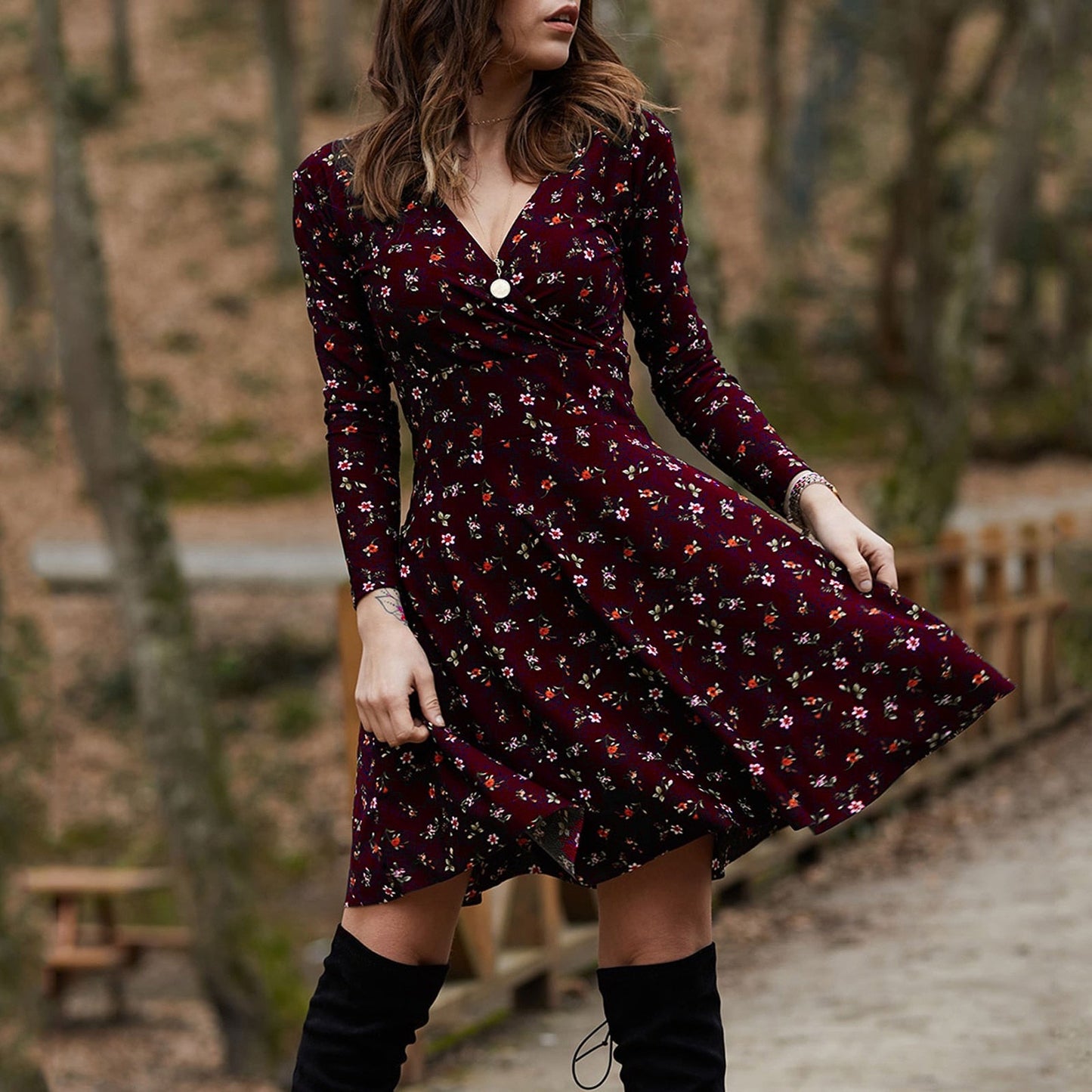Sixsr Spring Summer Long Sleeve V Neck Flowers Print Boho Dress Women Elegant Vintage Floral Printed Casual Green A-line Swing Dress