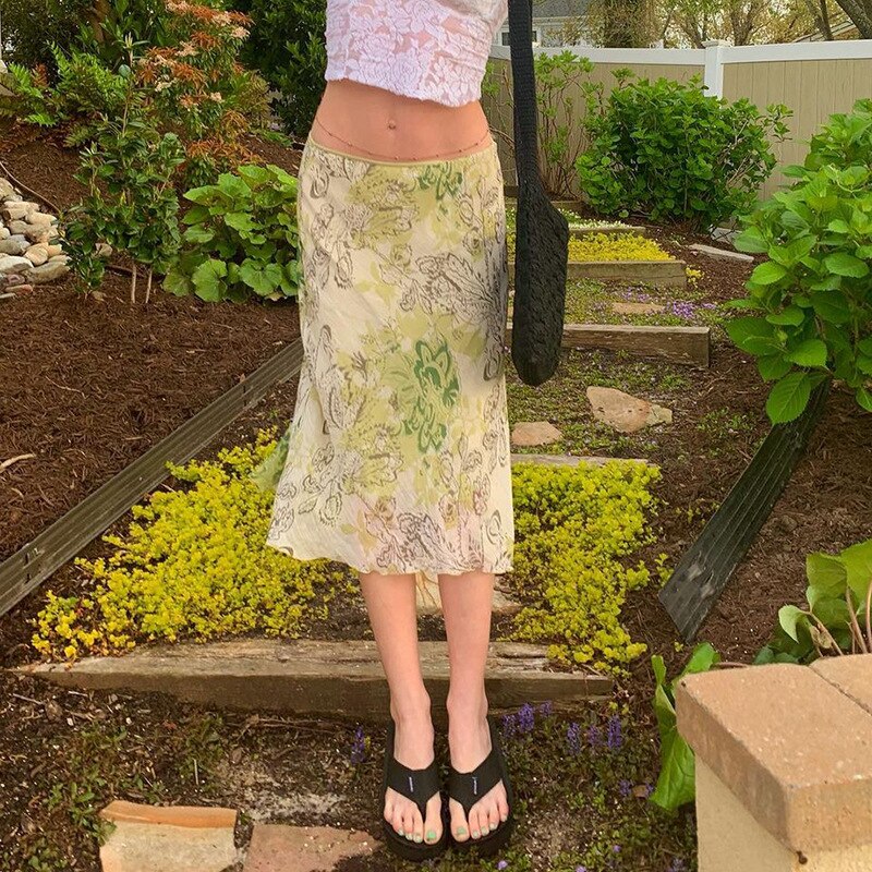 Sixsr Autumn Fairy Grunge Long Tulle Skirts Women Kawaii Plaid Black Skirt Harajuku Low waisted Skirt Korean Fashion