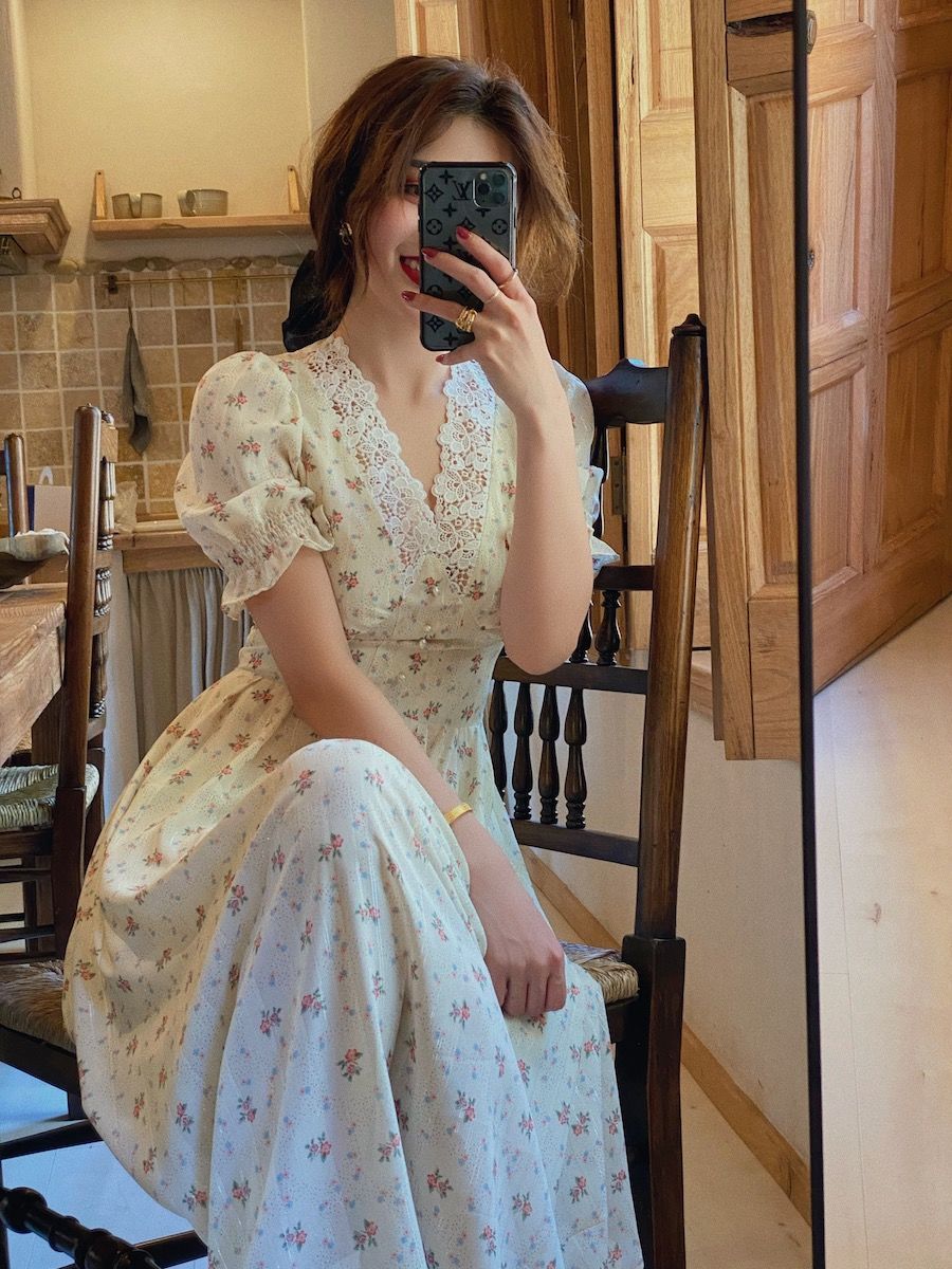 Sixsr Vintage Floral Dress Women Elegant Lace Chiffon Korean Party Dress Puff Sleeve V Neck Midi Dress Fall Dresses for Women