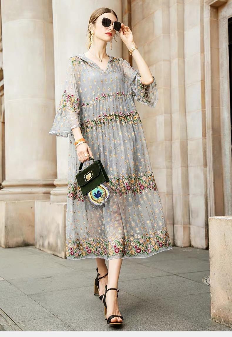 sixsr Trends high quality New Summer Brand Fashion Women High-end Luxury Vintage Sexy Slim Elegant Bead Embroidered Stitch Strap Lace Dress Y16
