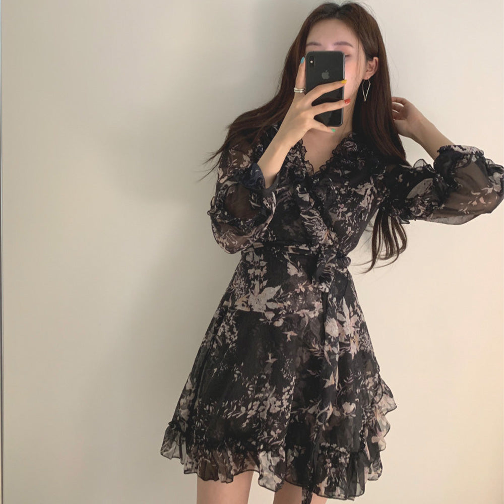 Sixsr Women Mini Dress Spring New V-neck Floral Chiffon Dress High Waist Flare Sleeve Female Dress Woman's Dress KarolyiDora KA88