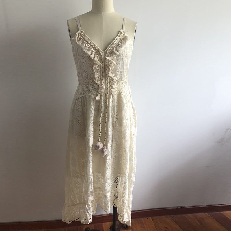 Sixsr Women Fashion Trends Off Shoulder Lace Patchwork Elegant Dress Women Summer V Neck Spaghetti Strap Dress Female New Fashion Solid Party Dresses