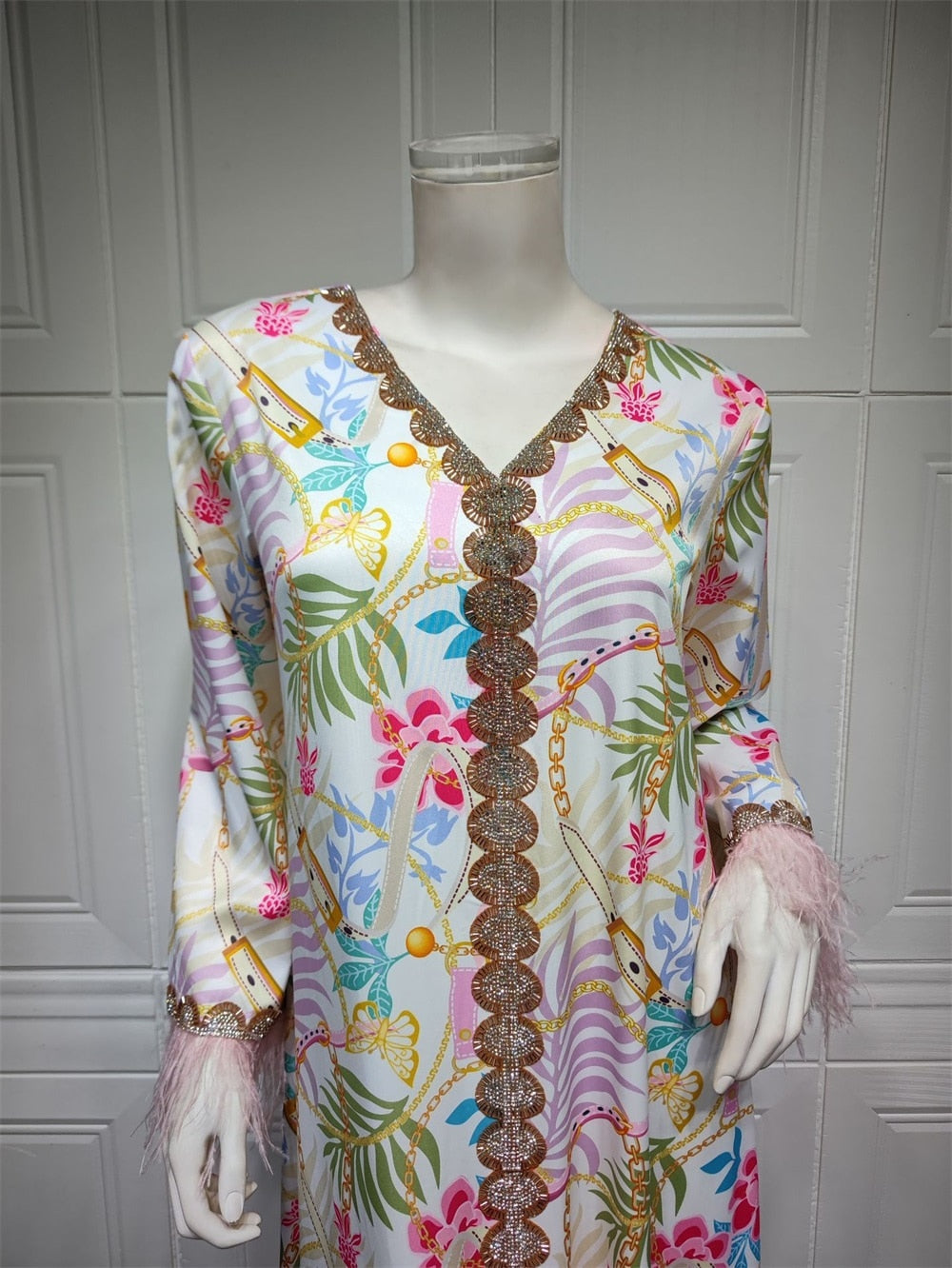 Muslim Woman Dress Moroccan Jalabiya Dubai Rhinestones Beaded V Neck Long Sleeve Feather Patchwork Print Gulf Abayas