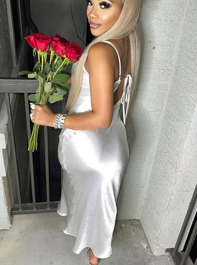 sixsr Sexy Spaghetti Strap Long Dress Silver Backless Elegant Bandage Bodycon Satin Dresses Summer Women Party Outfits
