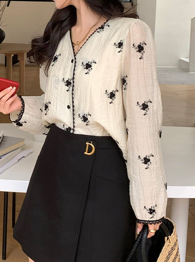 Printed Shirt for Women Spring New Long Sleeve V Neck Vintage Elegant Blouse Fashion Casual Button Up Y2k Top