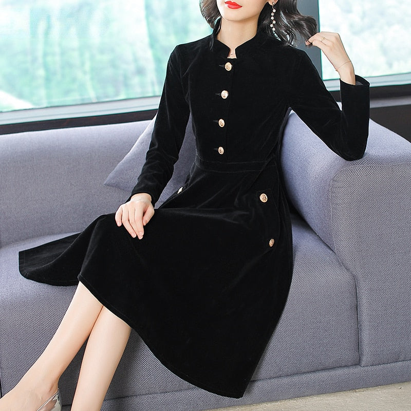 New Autumn And Winter Women European And American Hepburn Style Dress Black Thin Retro Velvet Collar