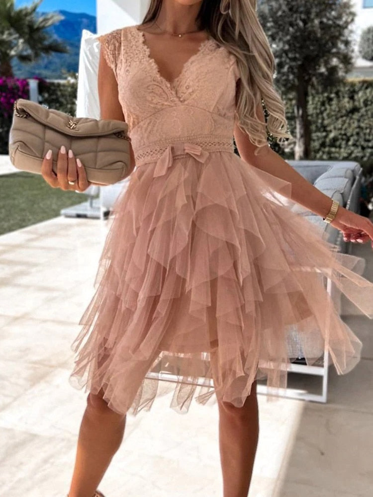 sixsr Hot Sale Lace Patchwork Asymmetrical Black Dress Femme Sexy Sleeveless Slim Fit Party Dress Solid Summer Backless V Neck Hollow Out Dress
