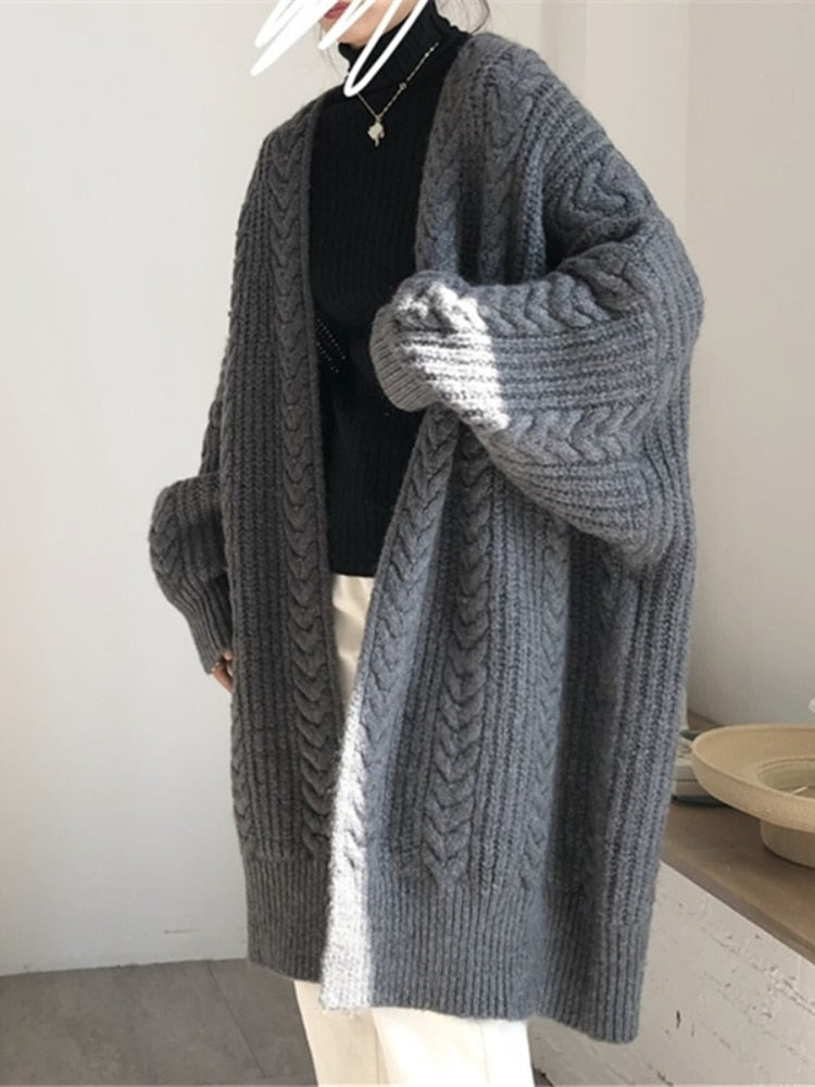 New Women's Sweaters Autumn Winter Fashionable Bat Sleeve Cardigans Warm Wild Knitwear Tops