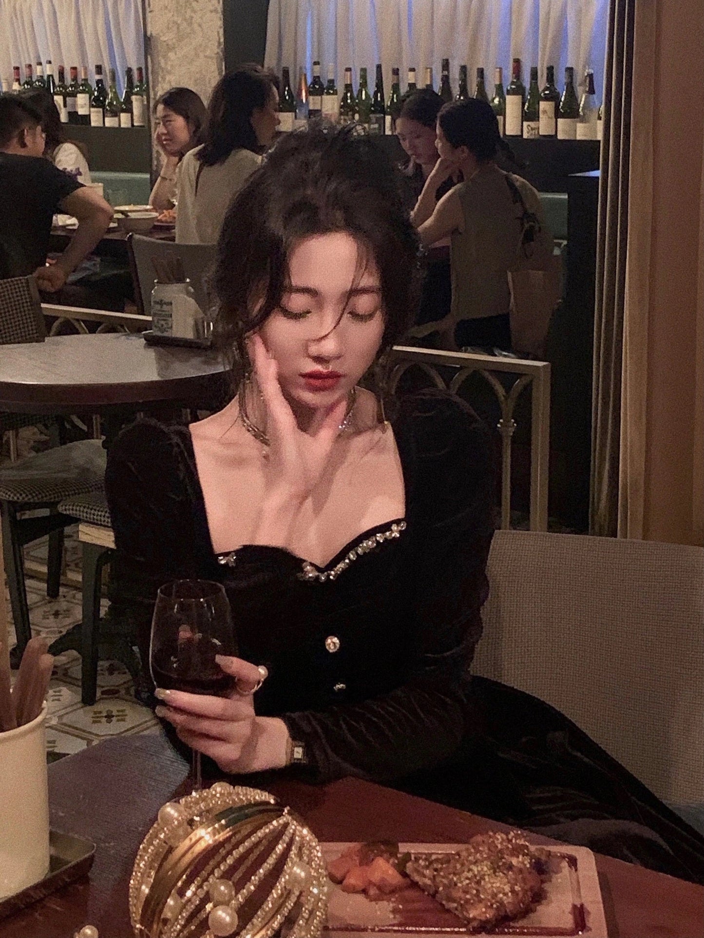 Summer New Elegant Spaghetti Strap Velvet Vintage Black Dress Women Sexy Prom Evening Party Fashion Clothing