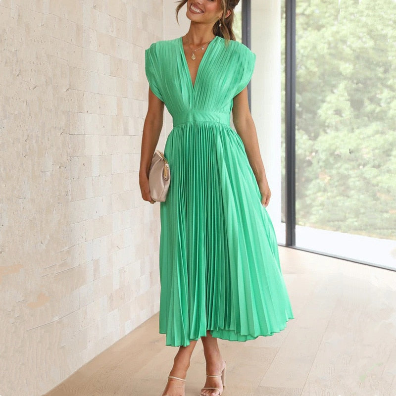 Spring Summer Sexy Women Dress Elegant Fashion Sleeveless V Neck Hollow Out Back Big Hem Pleated Dress