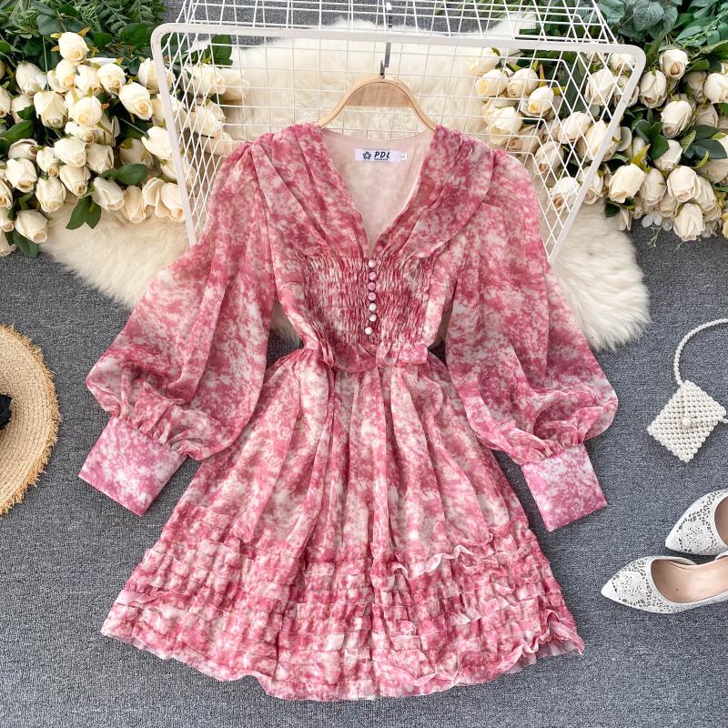 Sixsr New Fashion Cyber Celebrity Chiffon Floral Print Dress Female Spring Summer French Retro Super Fairy Sweet V-neck Short A-line Dress ML857