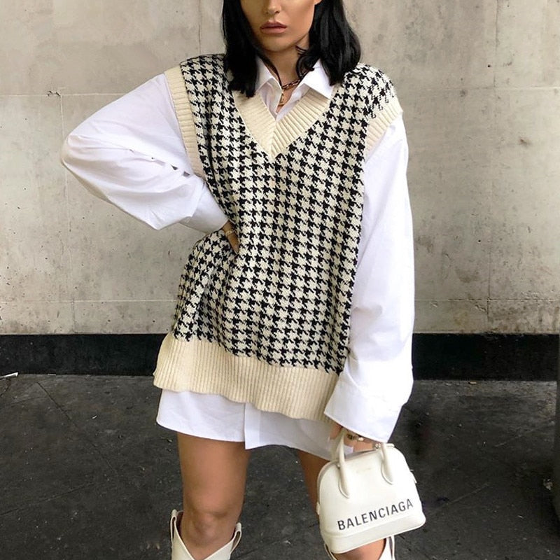 Sixsr Fashion Women Knitted Vest Pullovers V Neck Sleeveless Houndstooth Knitted Jumper Pullovers Korean Loose Plaid Sweater Vest