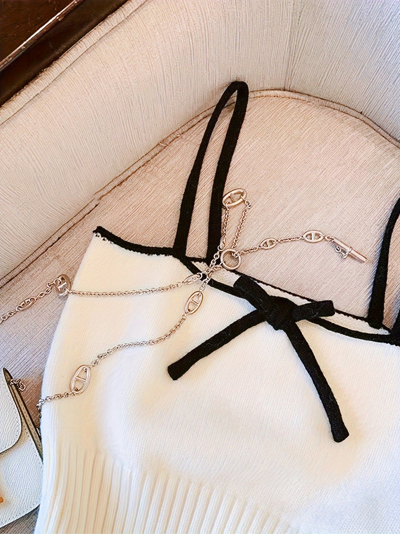 Sixsr Contrast Trim Spaghetti Strap Top, Casual Straight Neck Knit Cami Top, Women's Clothing