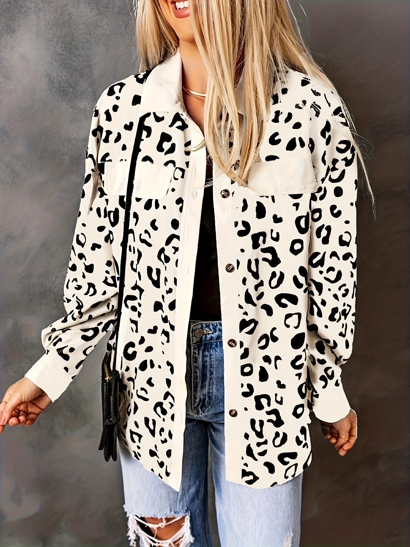 Sixsr Plus Size Casual Coat, Women's Plus Leopard Print Long Sleeve Lapel Collar Button Up Flap Pocketed Jacket