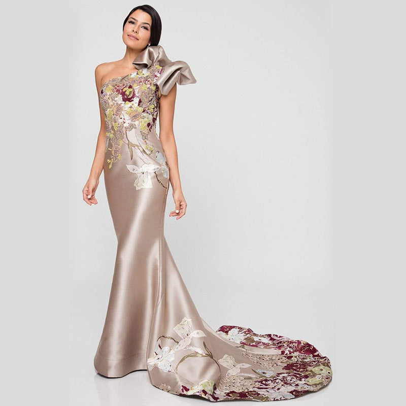 new dress   women's clothing banquet femininity annual meeting embroidered flower dress long dress