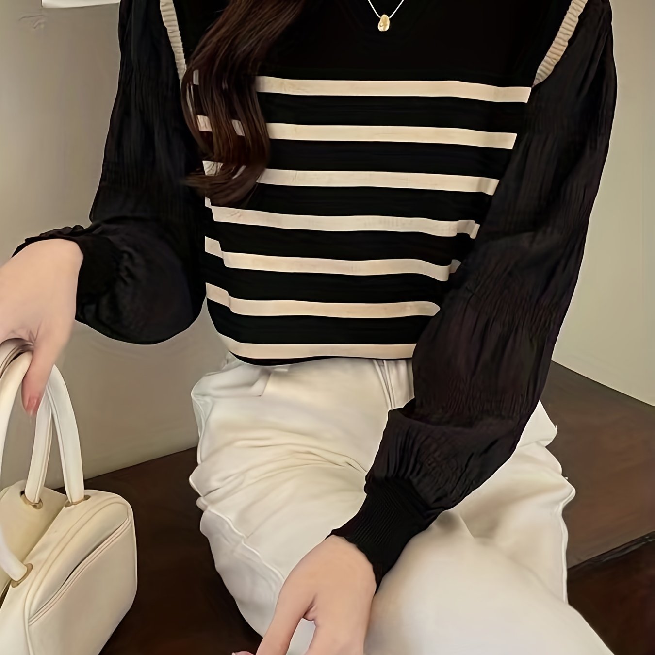 Women's Striped Knit Sweater - Comfortable and Versatile Crew Neck Sleeve Sweater