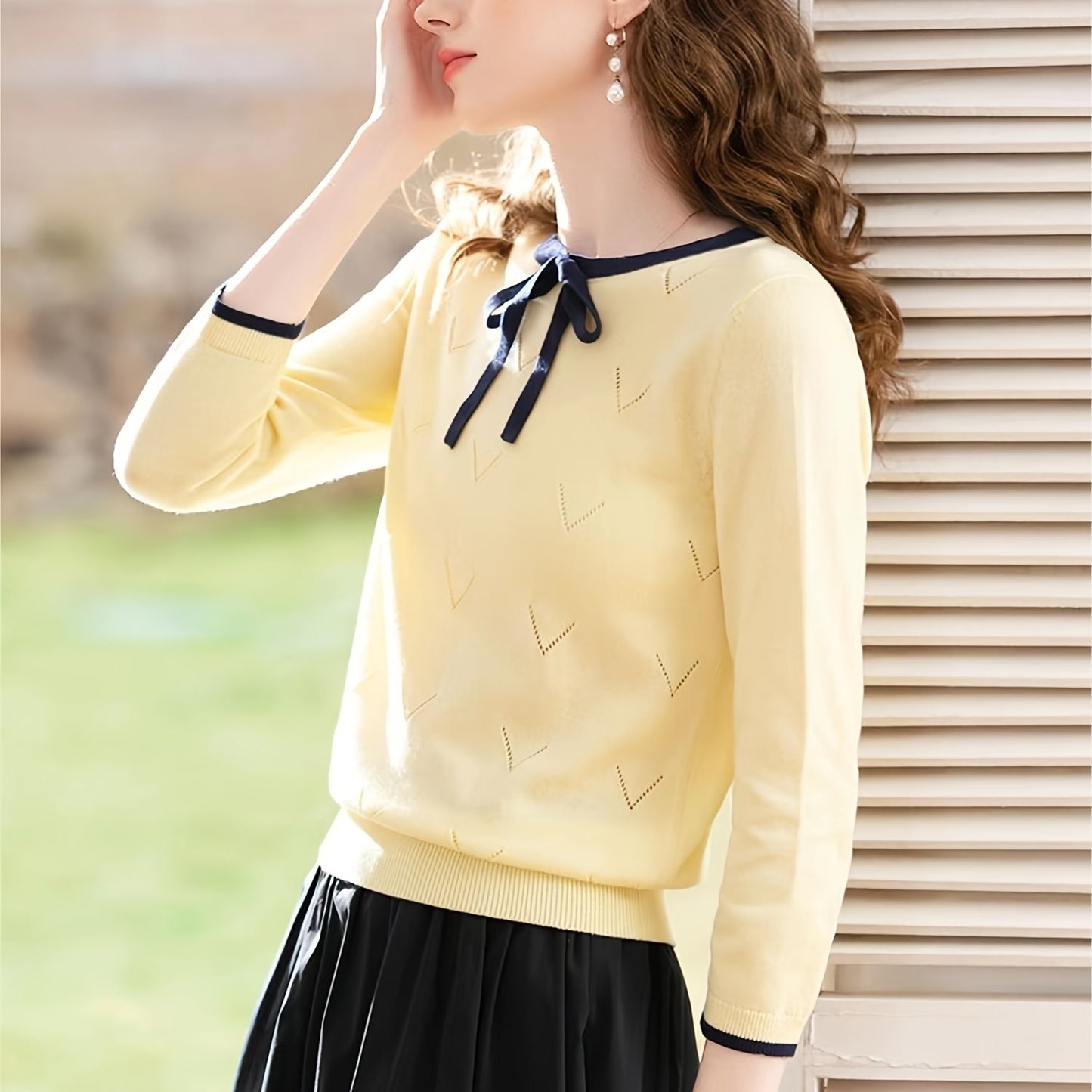 Elegant Women's Knit Sweater with Bow Tie Detail - Comfy and Stylish for Spring and Summer