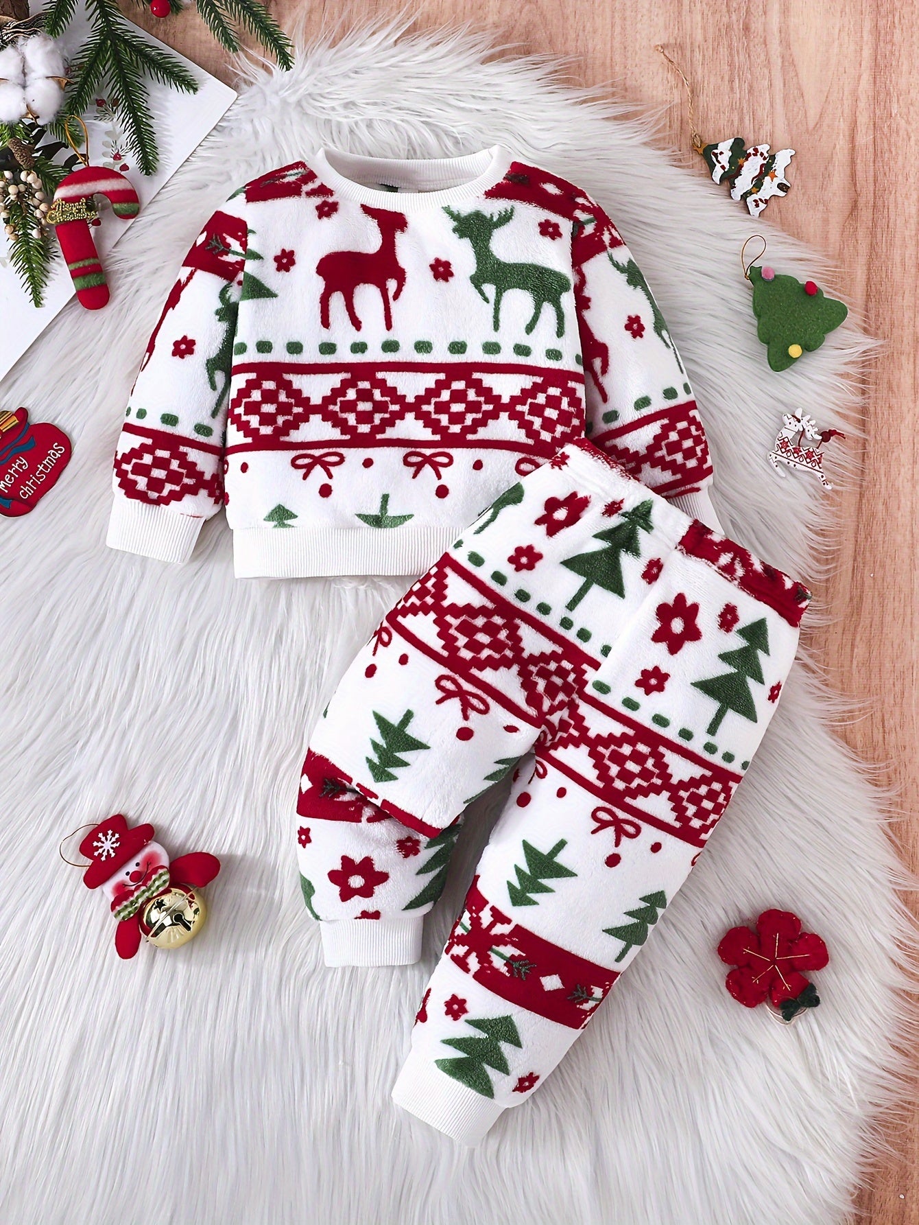 Soft Plush Newborn Boy's Comfy Christmas Reindeer Patterns Sweatshirt & Pants Co Ord Set for Fall and Winter