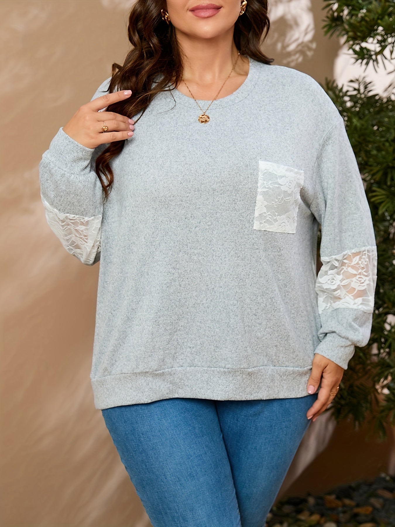 Sixsr Plus Size Casual Sweatshirt, Women's Plus Contrast Lace Long Sleeve Round Neck Slight Stretch Sweatshirt