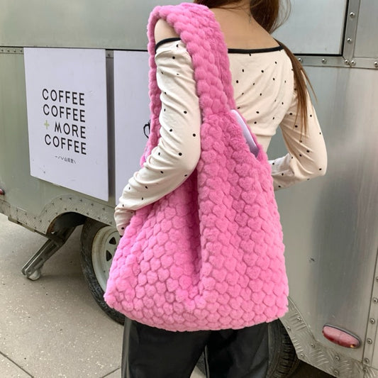 SIXSR 2025 popular autumn and winter new tote bag Korean version plush three-dimensional love shoulder bag versatile girl vest shopping bag woman