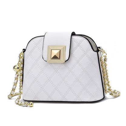 Women's bag  new trendy fashion versatile women's summer high-end single shoulder women's messenger bag small bag chain bag