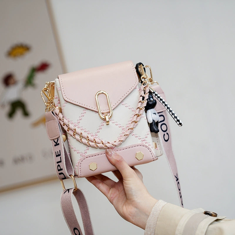 Mobile phone bag women  new trendy fashion lightweight walking bag mini versatile chain small bag for mobile phones