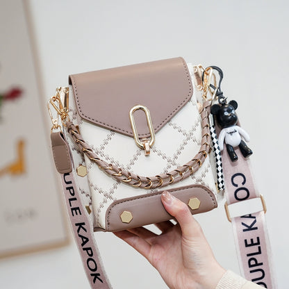 Mobile phone bag women  new trendy fashion lightweight walking bag mini versatile chain small bag for mobile phones