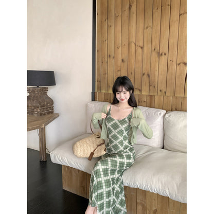2025 Holiday  retro suspender dress cardigan women's seaside vacation beautiful slim plaid dress two-piece set