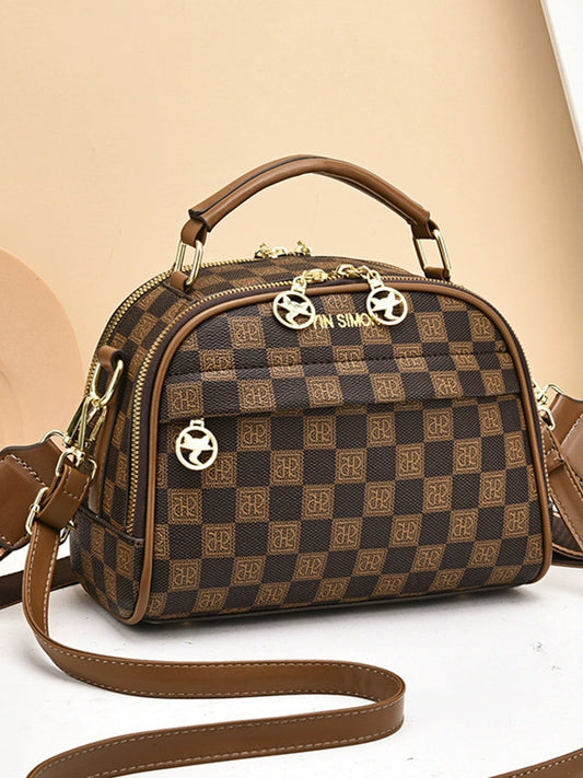 Small bag women  new fashion versatile this year popular contrasting colors commuting to work shoulder messenger bag women