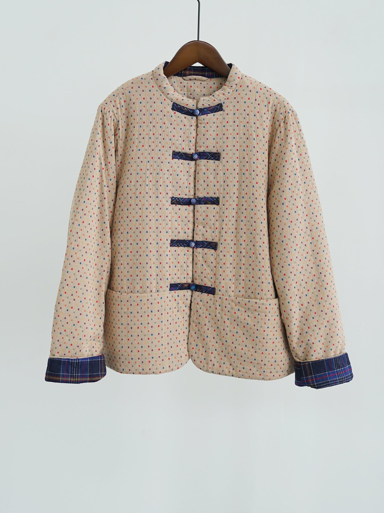 new Chinese color jacquard cloth buckle warm thickened jacket, national style old cloth New Year's cotton coat M24307