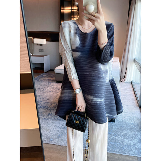 Miyake  new  premium ink printing silhouette pleated top temperament elegant versatile loose T-shirt