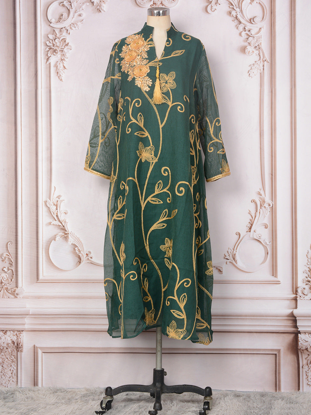 Muslim robe women's long dress Dubai Middle East robe new women's clothing embroidered beaded pendant evening dress dress