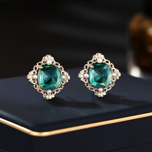 2025 S925 silver needle high-end earrings wholesale women's  retro pattern hollow niche daily simple temperament stud earrings